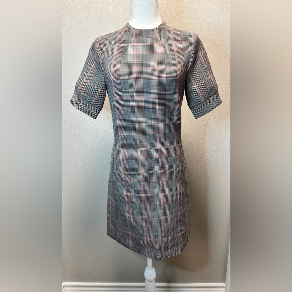 Pre-owned H&M Women Gray Plaid Casual Dress Size 4, Great Condition